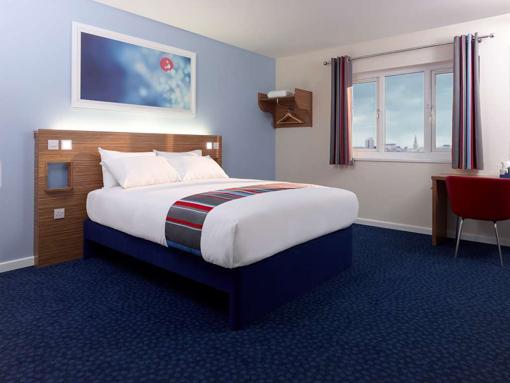 Travelodge Barnsley Habitación foto