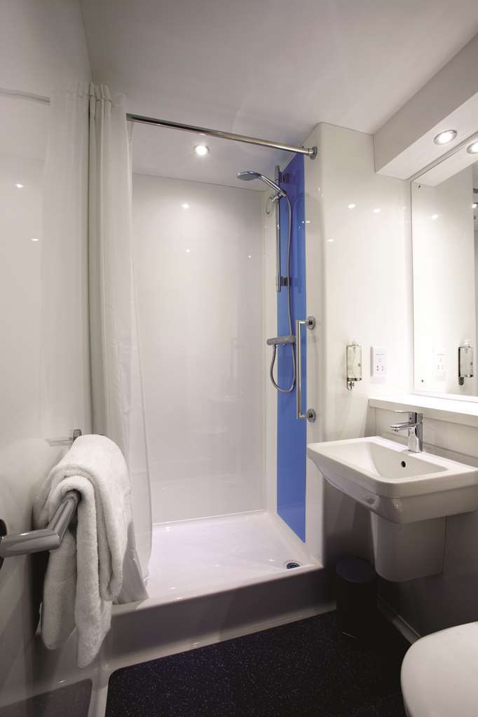 Travelodge Barnsley Habitación foto