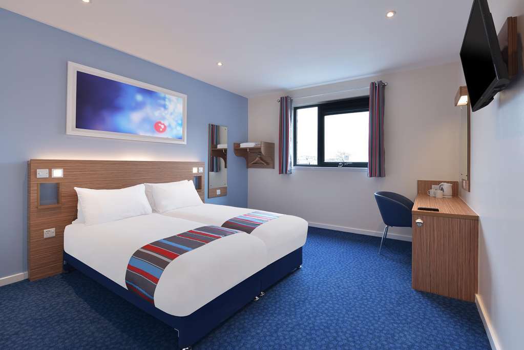 Travelodge Barnsley Habitación foto